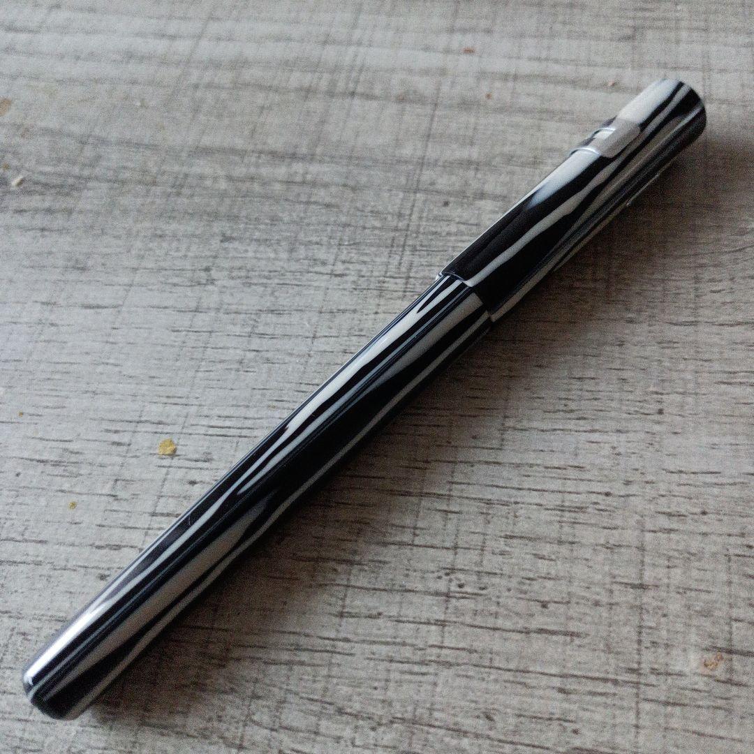 銀座五十音　ミミック　ペンギン