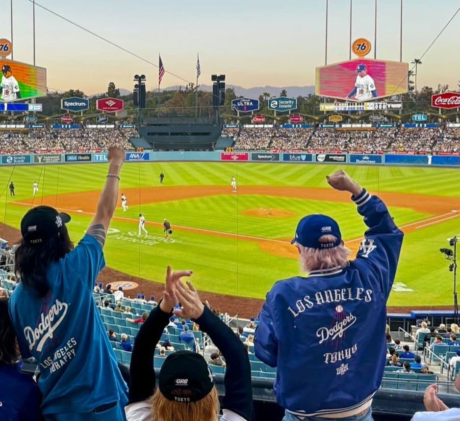 GR8 ドジャース キャップ ワンオク TAKA着用