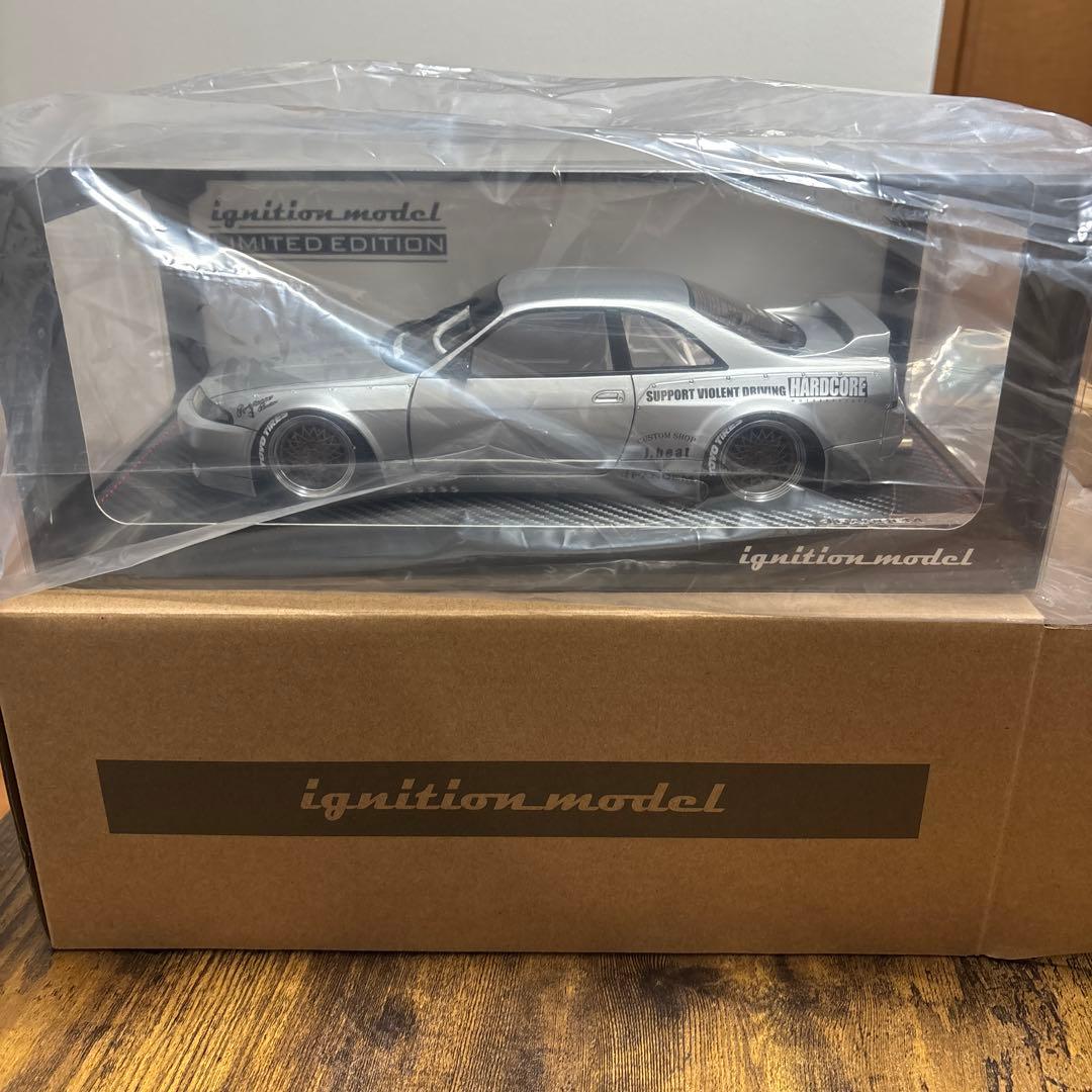 イグニッションモデル　1/18パンデム　GTR R33 シルバー