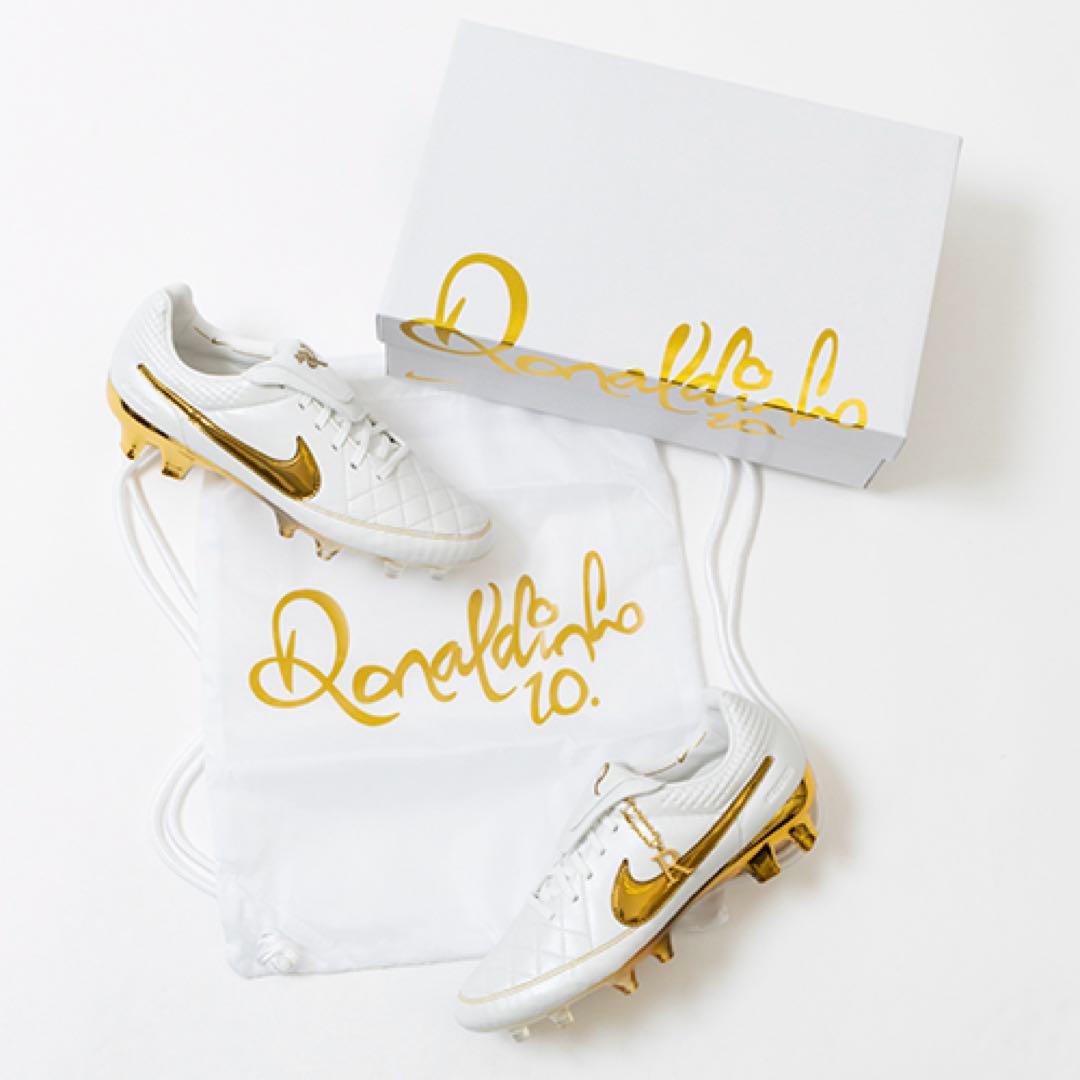 NIKE　ティエンポ限定　ロナウジーニョ