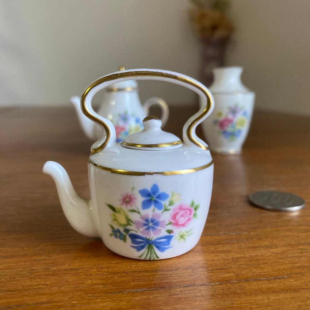 英国　スポード ブルーリボンのブーケ　ミニチュア　7点セット