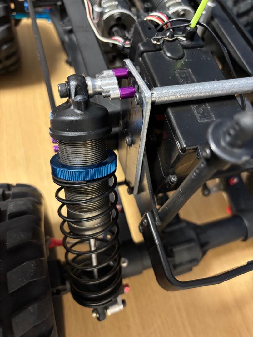 ヒ*ゲ様 京商MAD FORCE CRUISER VE ツインモーター