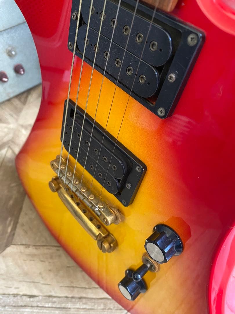 TARGET ターゲット　ギター