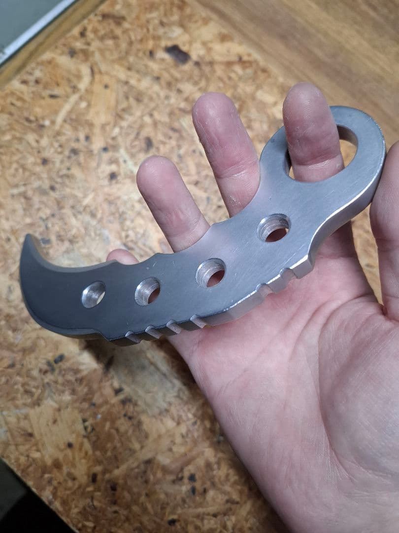 カランビット　50