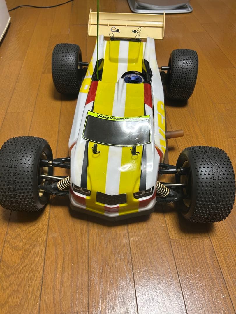 希少京商1/8インファーノ/OS21エンジン、サーボ2個、受信機付き