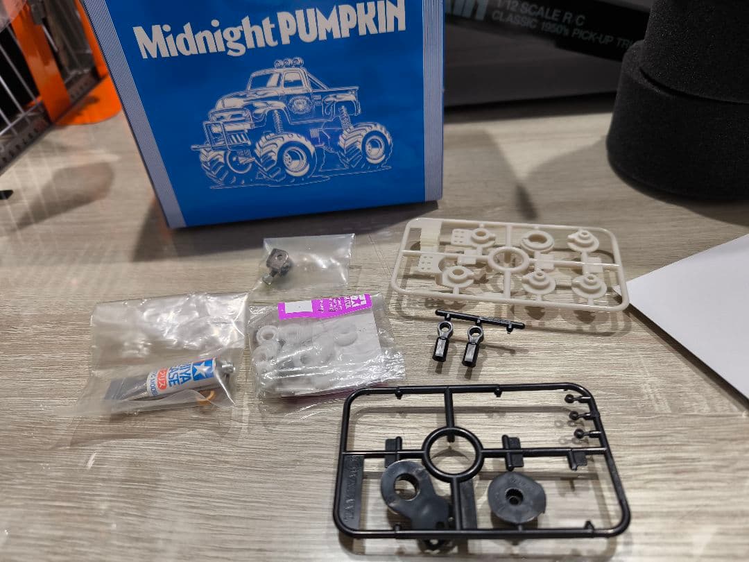 モコ出品 タミヤ ミッドナイトパンプキン メタリックス