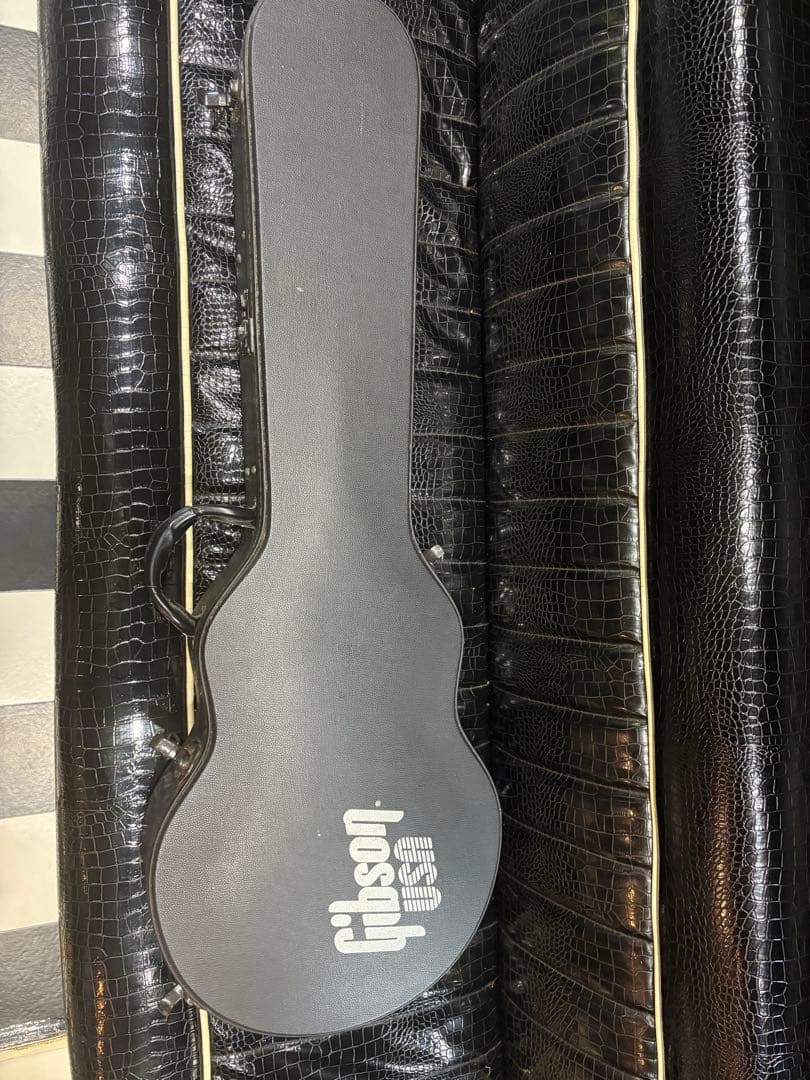 Gibson Les Paul ハードケース付属