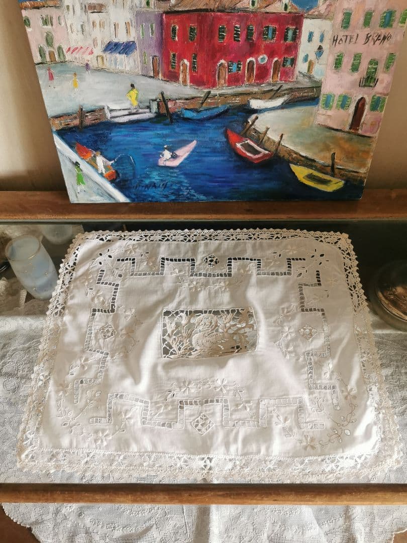 アンティーク 花咲く水辺の白鳥 オープンワーク アイレット花刺繍 レースパネル