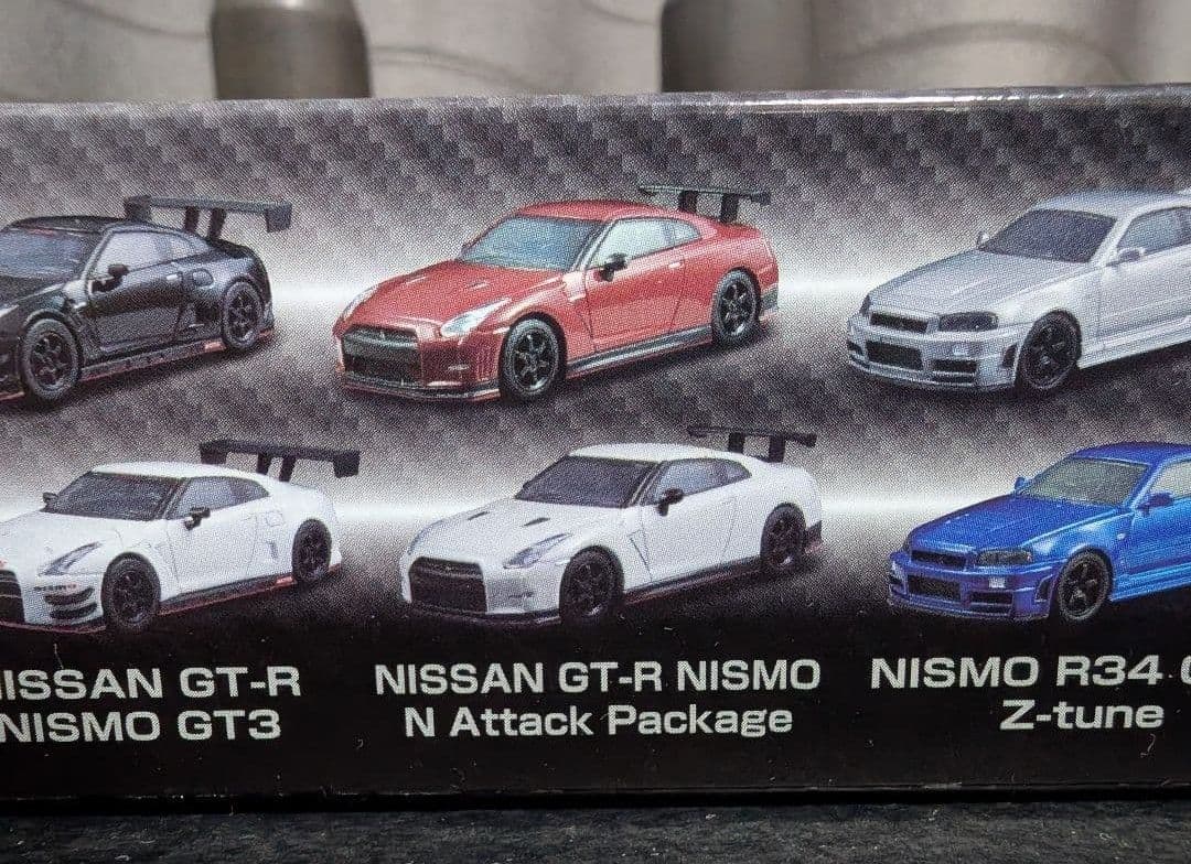 京商製1/64 日産 17台