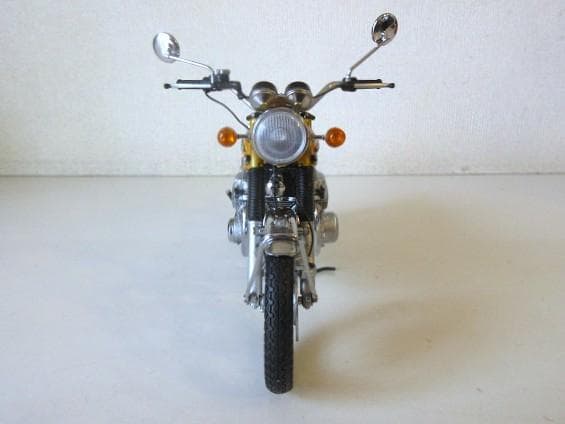 特価 MINICHAMPS (1/12) ホンダ CB750