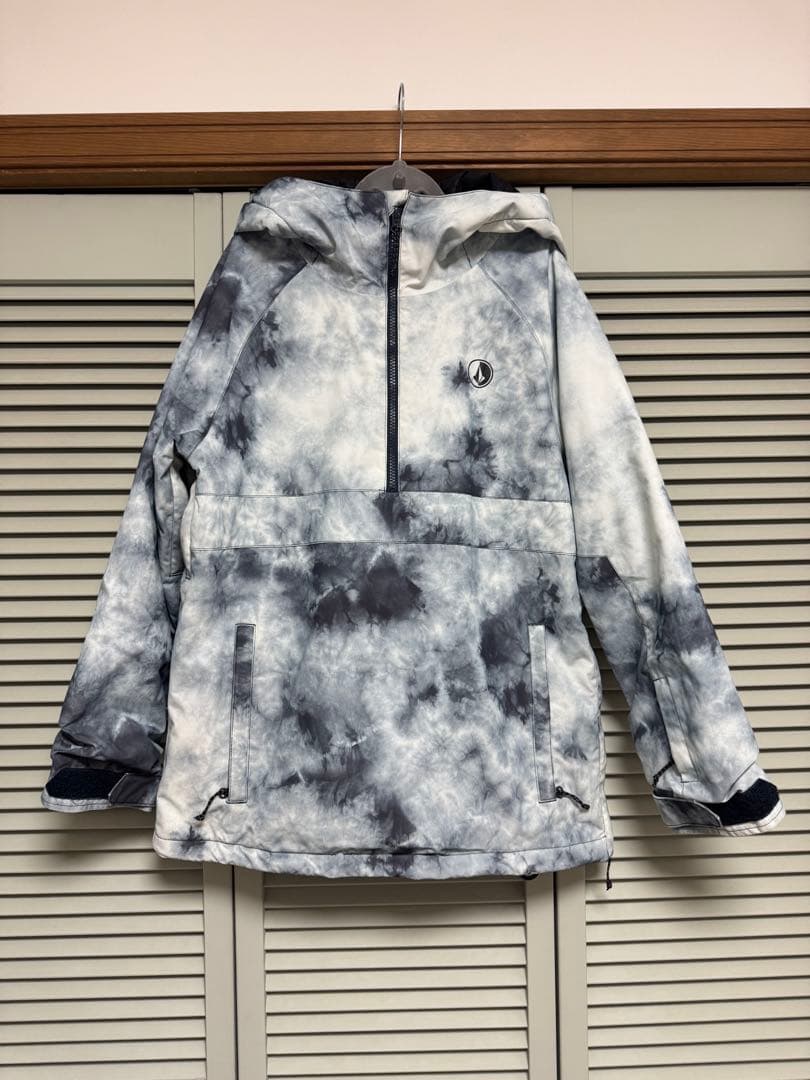 上下セット／volcom／スノーボードウェア／kids／XLサイズ／14歳
