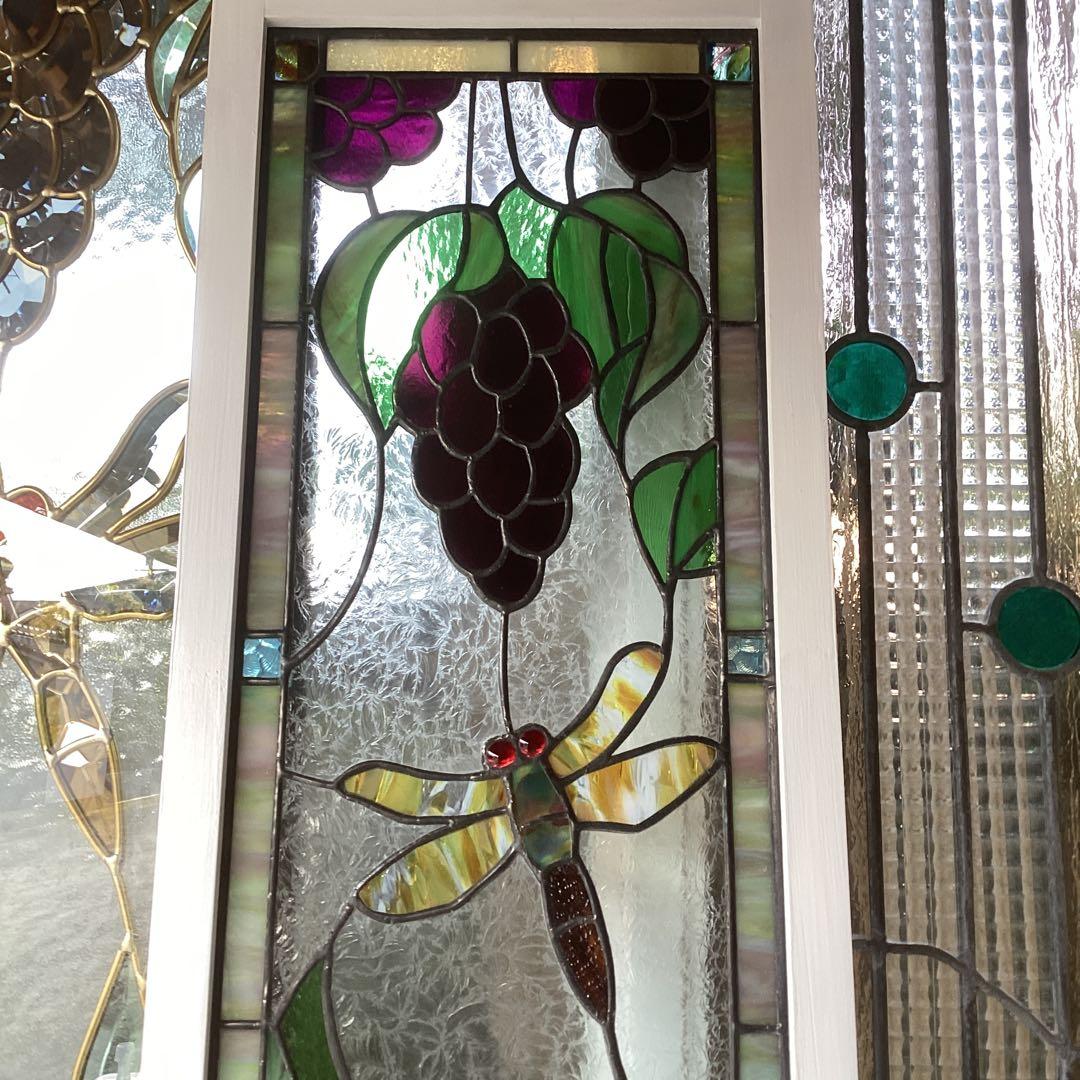 ステンドグラスPアールヌーボー調ぶどうとトンボ(1462)