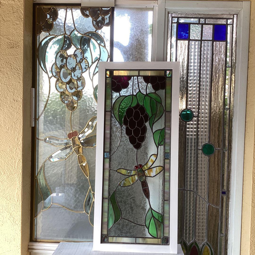 ステンドグラスPアールヌーボー調ぶどうとトンボ(1462)