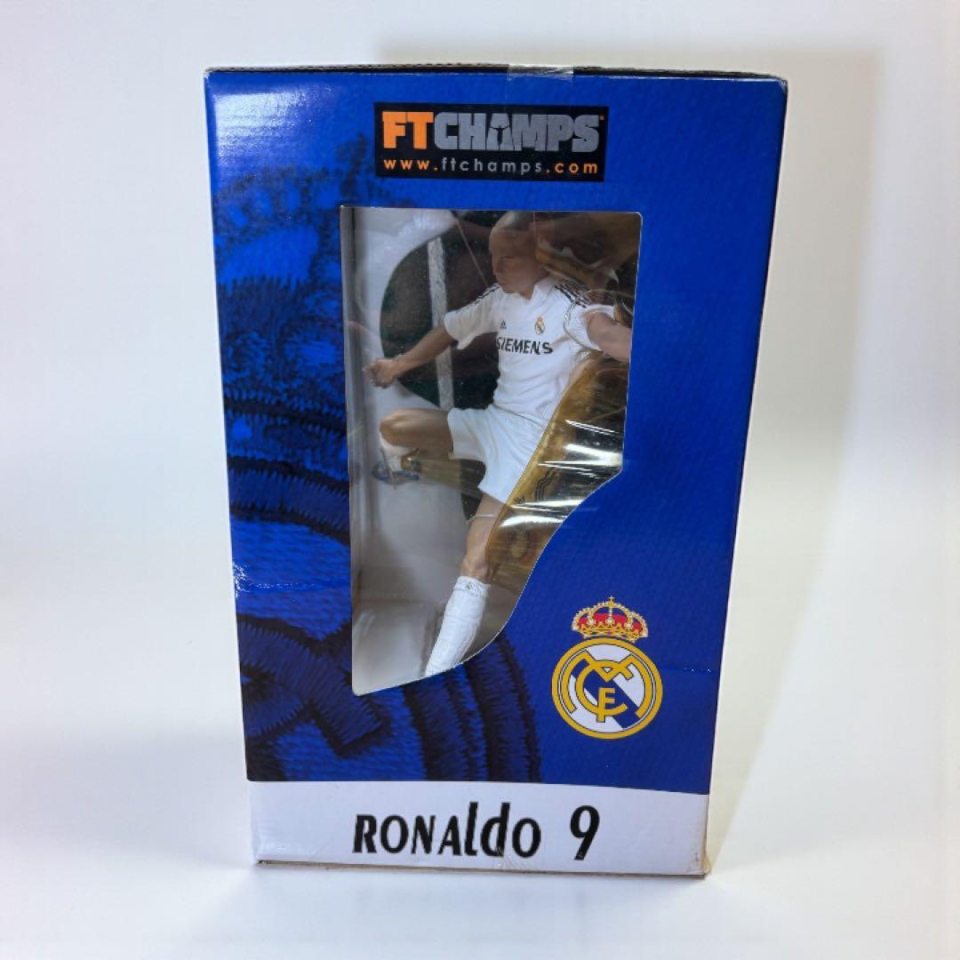 【未開封品】ロナウド9 レアルマドリード FTCHAMPS フィギュア