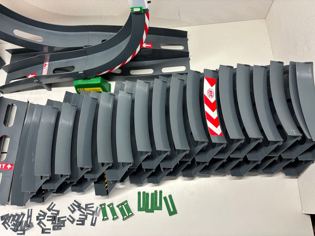 タミヤ ミニ四駆 増量 オーバルホームサーキット シングルループ レーンチェンジ