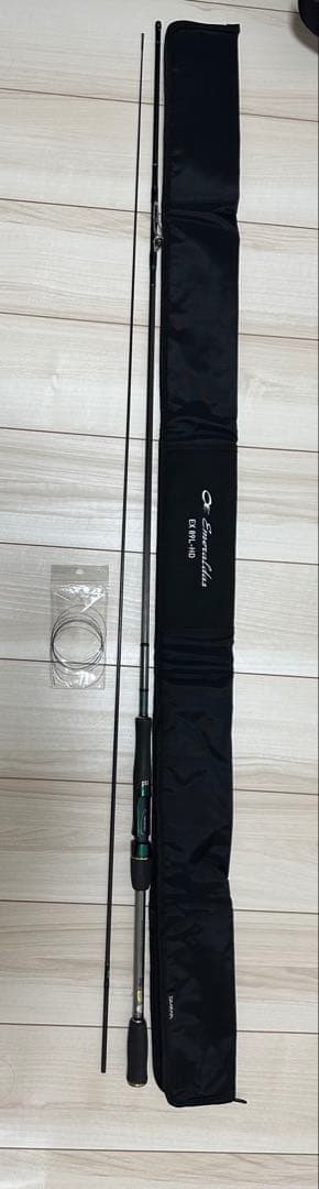 正午まで限定価格　エメラルダス　EX 89L-HD　DAIWA　ダイワ　エギング