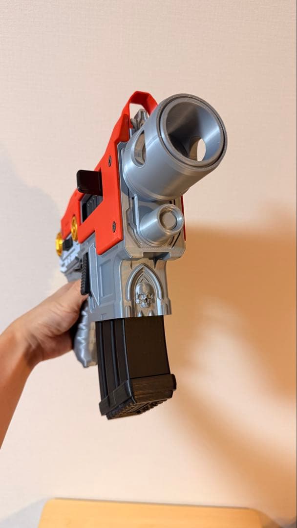 ウォーハンマー40K｜ボルトピストル ｜モデルガン｜コスプレ用｜可動ギミック付き