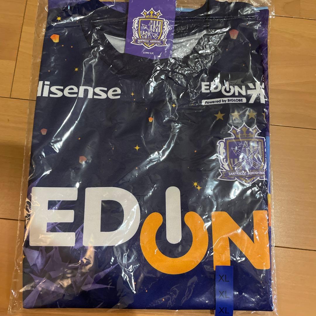 サンフレッチェ広島　2025 ピースマッチ コンフィットTシャツ XL