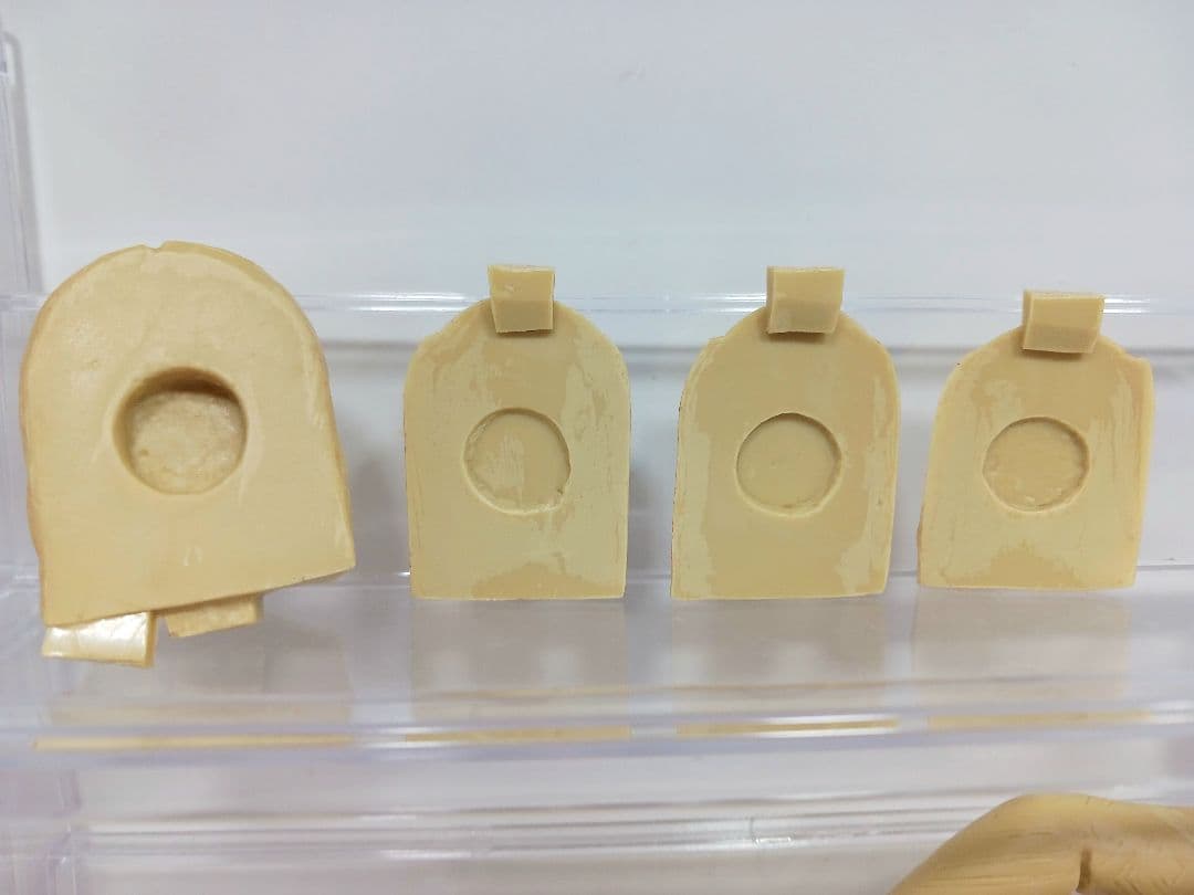 希少 ボークス ウルトラマン 三面怪獣ダダ ガレージキット ソフビ フィギュア