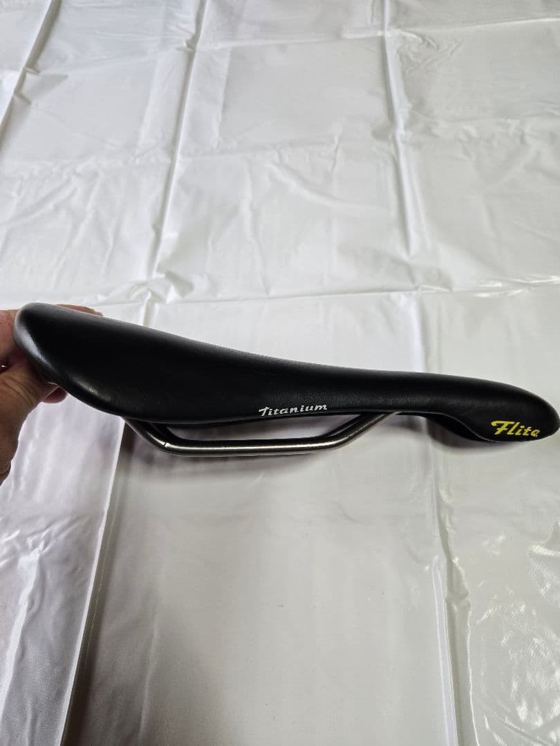 selleITALIA セライタリア Saddle サドル FLITE　NJS