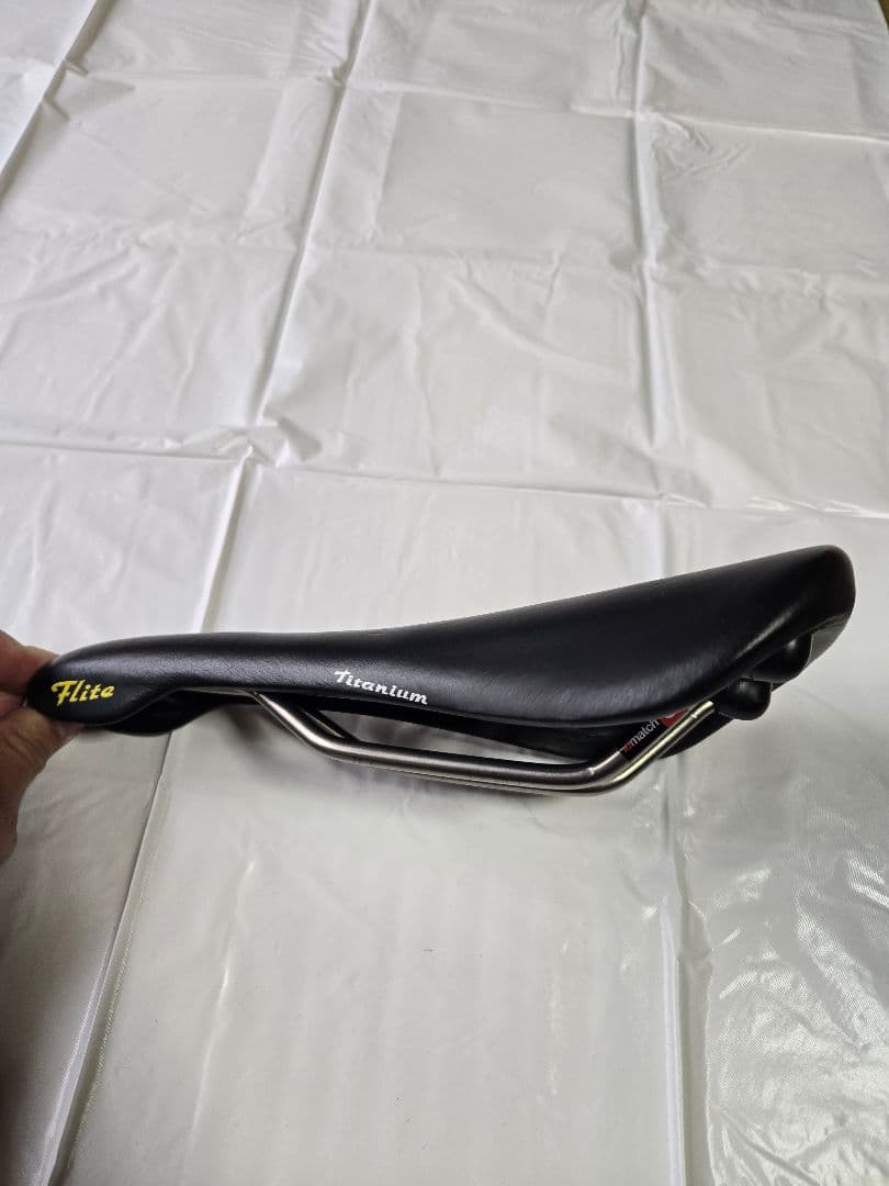 selleITALIA セライタリア Saddle サドル FLITE　NJS
