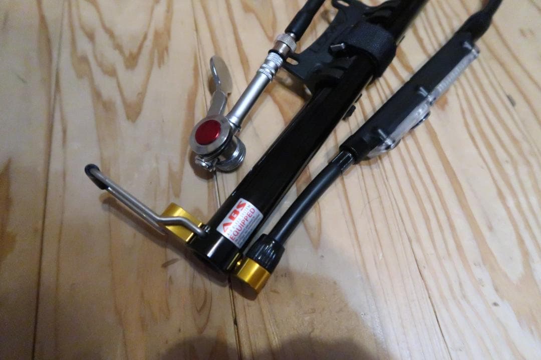 レザイン　ハンドポンプ　携帯ポンプ　ヒラメ　ポンプヘッド　中古