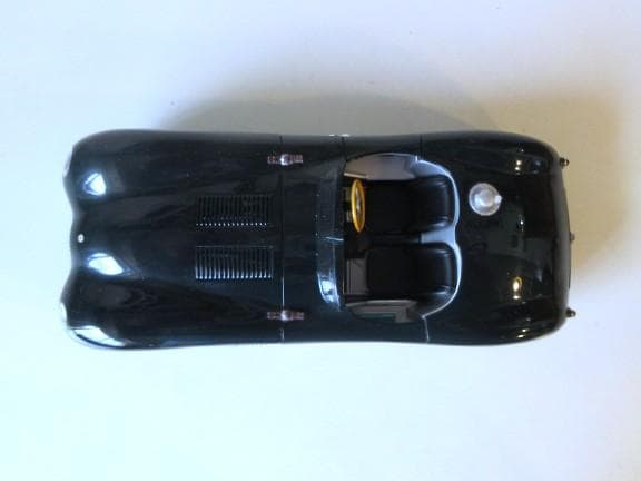 特価 AUTOart (1/18) ジャガー C-type