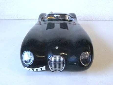 特価 AUTOart (1/18) ジャガー C-type