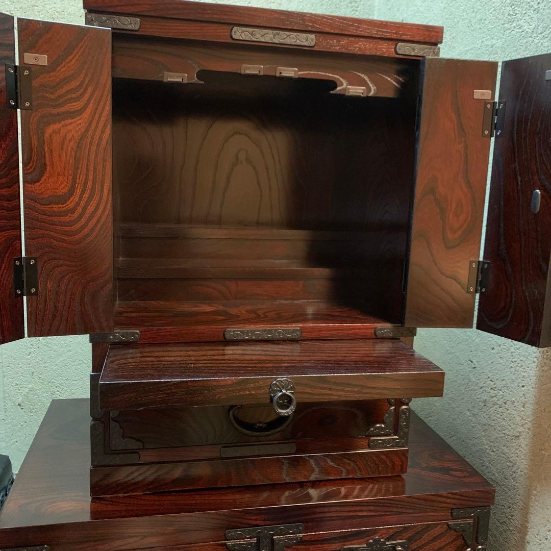 岩谷堂箪笥 岩手県 仏壇 ダークウッド 2扉 1台座 1引き出し 箪笥 重厚感