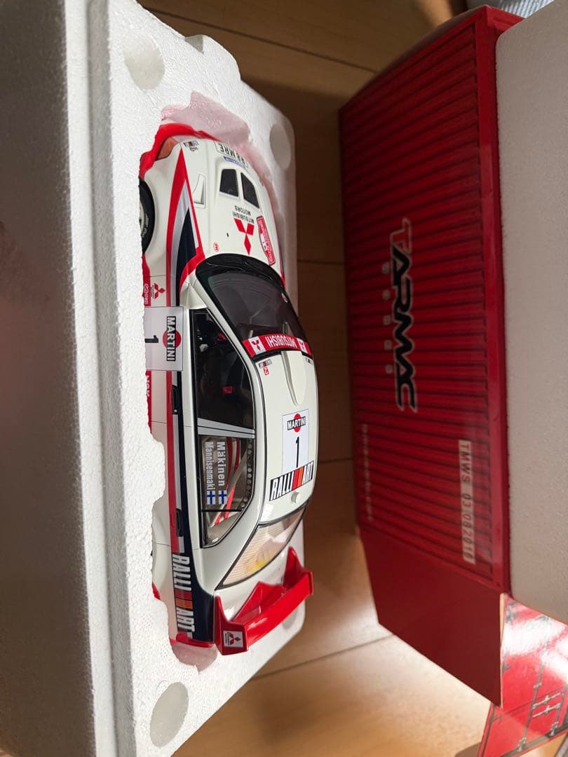 三菱　Lancer Evolution V Ralliart 1/18