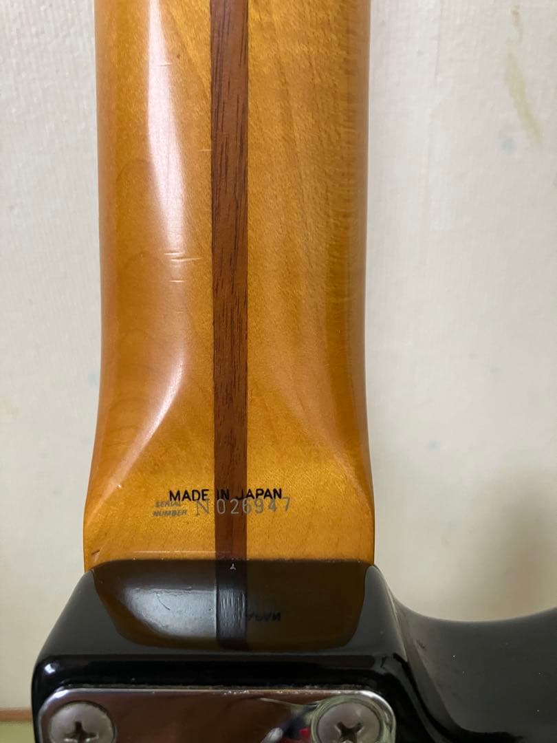 本日限り大特価　fender japan ストラトキャスター　Nシリアル 中古品