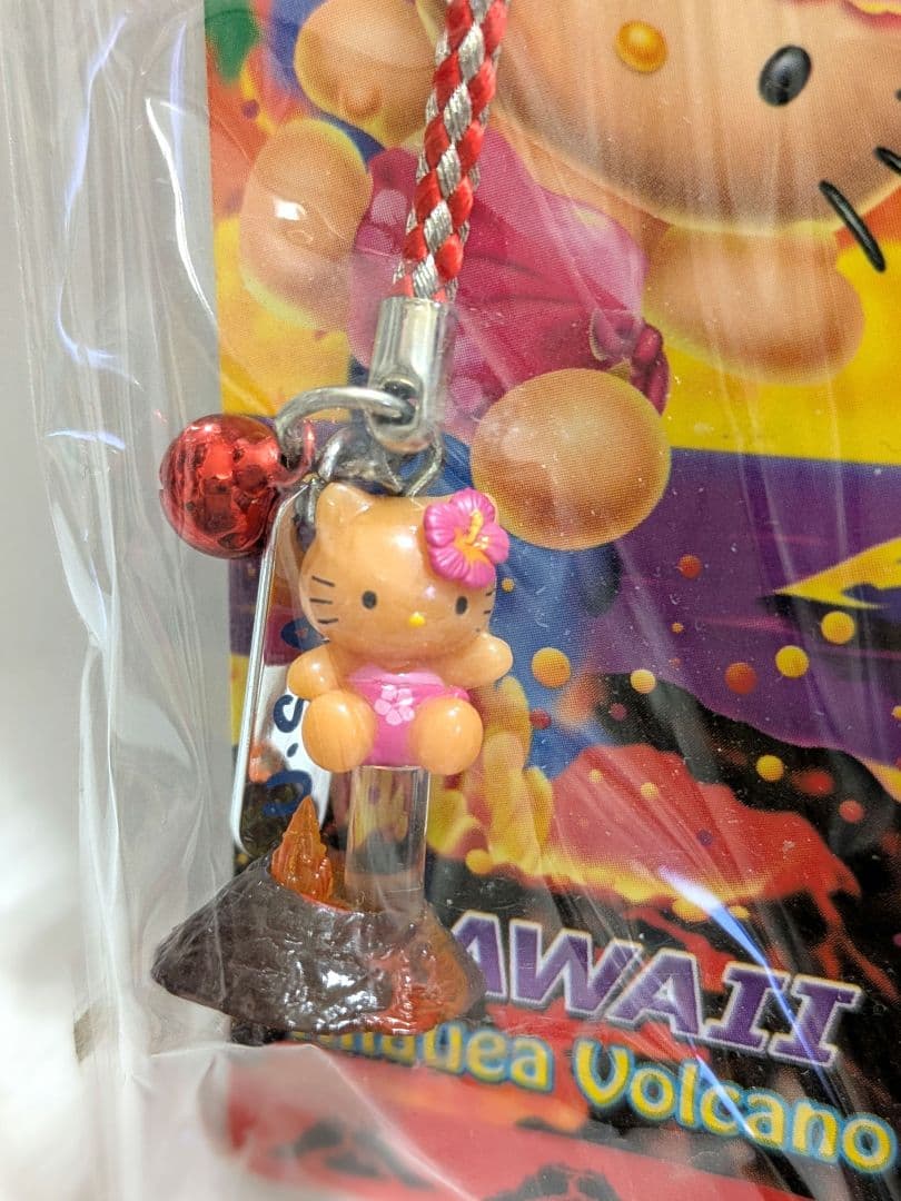 J*_様 日焼けハローキティ ハワイ　キラウエア火山　根付　2012　未開封