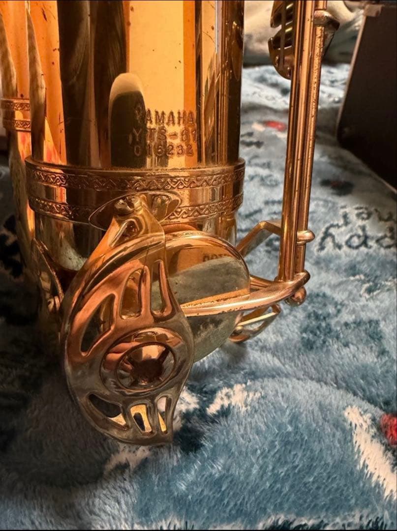 Yamaha YTS-61テナーサックス、ケースとマウスピース付き