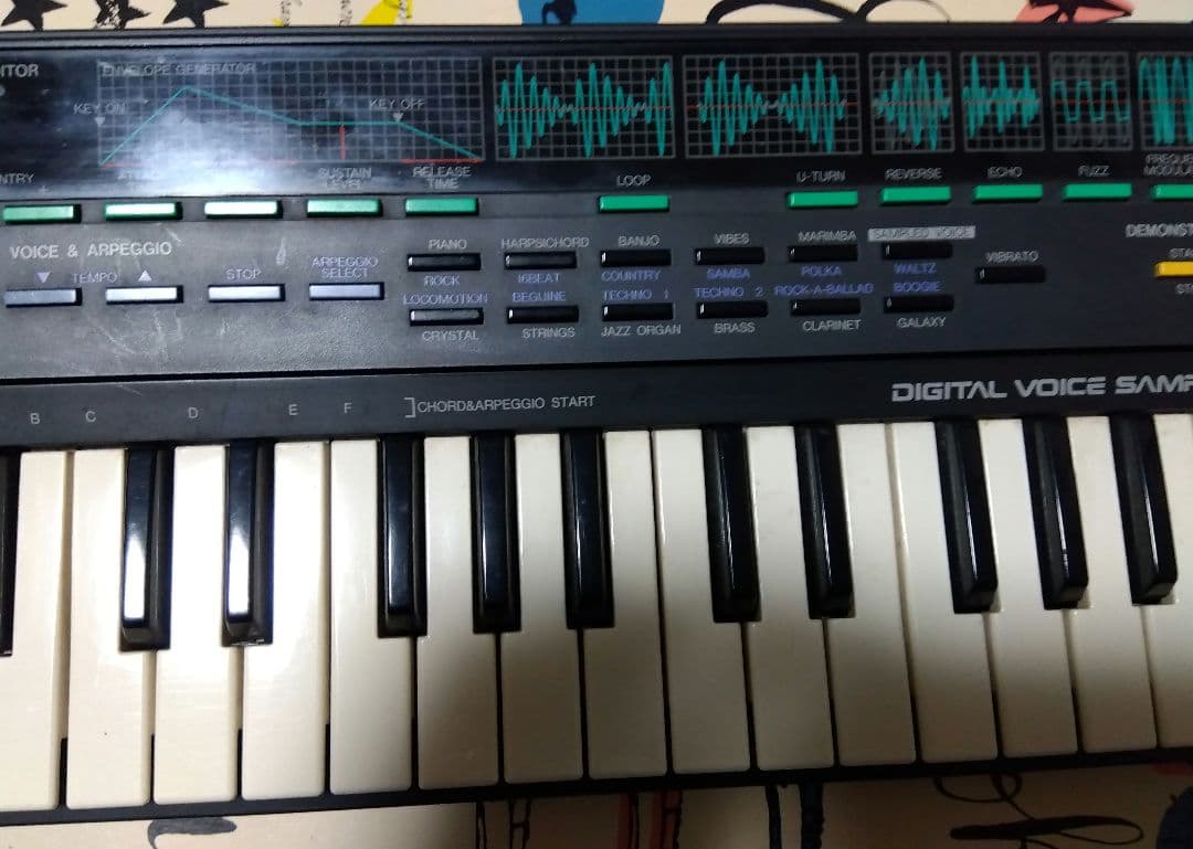 鍵盤楽器 Yamaha Digital Voice Sampler vss-33