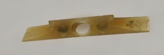 三味線 ハードケース、駒付き ！