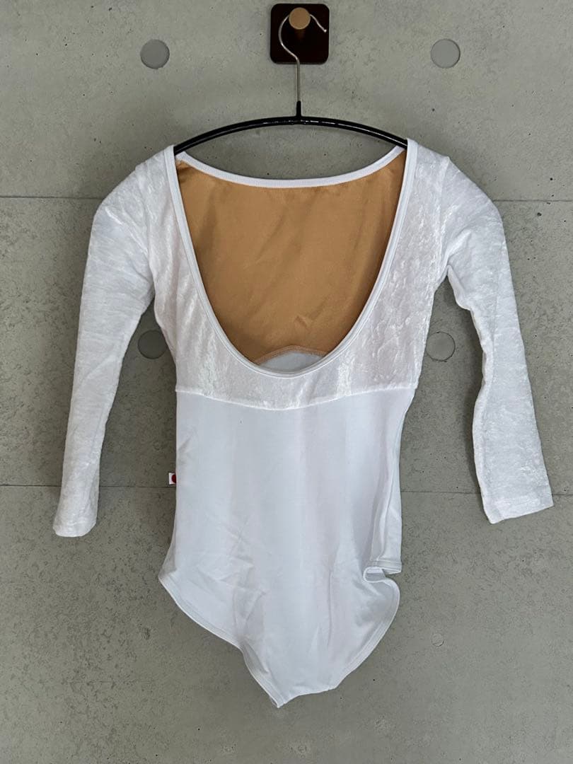 yumiko レオタード　白ベロア　新品未使用