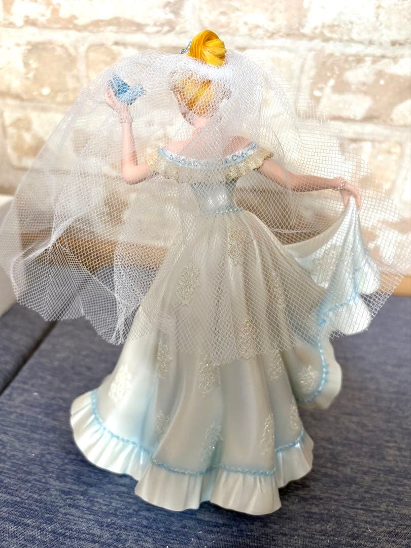 ディズニー エネスコ シンデレラ ウェディング クチュール デ フォース