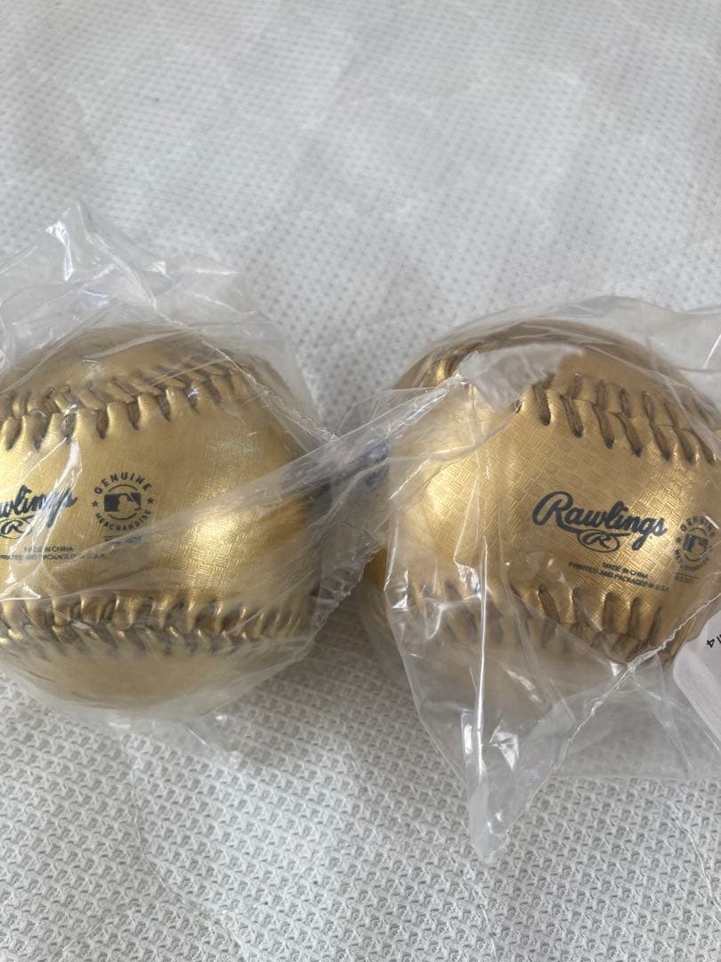 ドジャース　優勝記念　ボール　2024 2025 2点　ゴールド　スタジアム