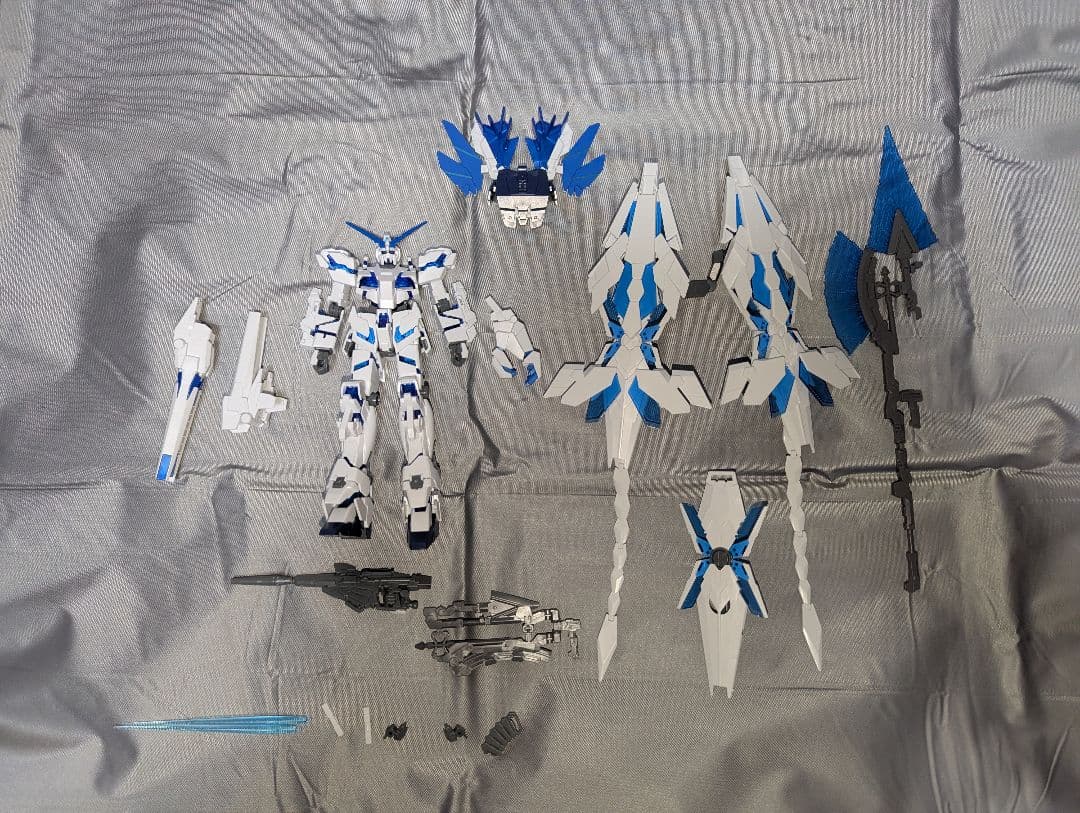 ガンプラ 1/144 3点セット 組立済み HG RG Hi-νガンダム