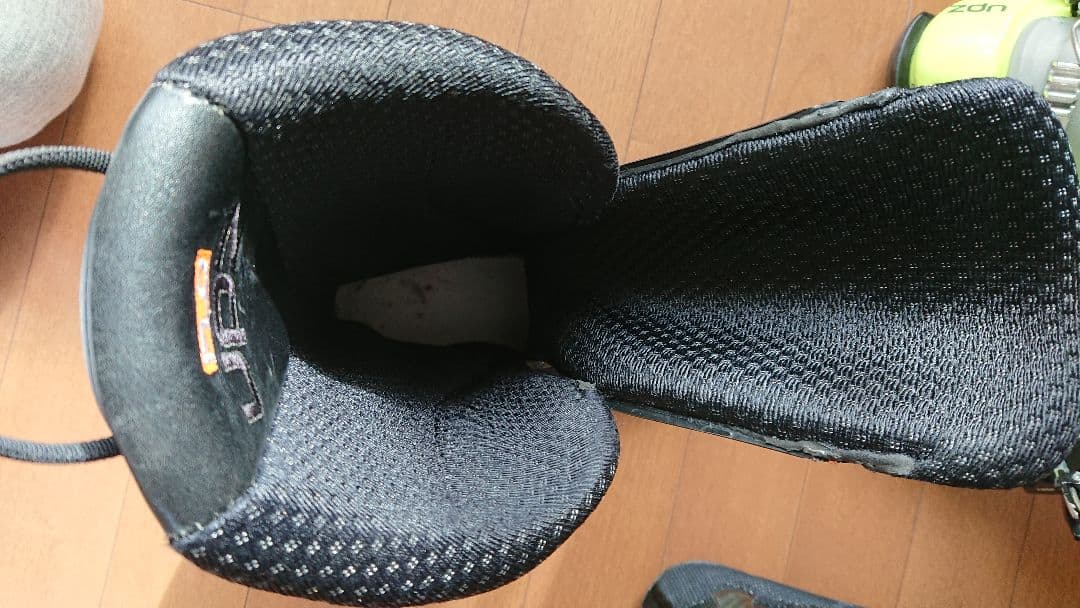 upZ スノーボードブーツ