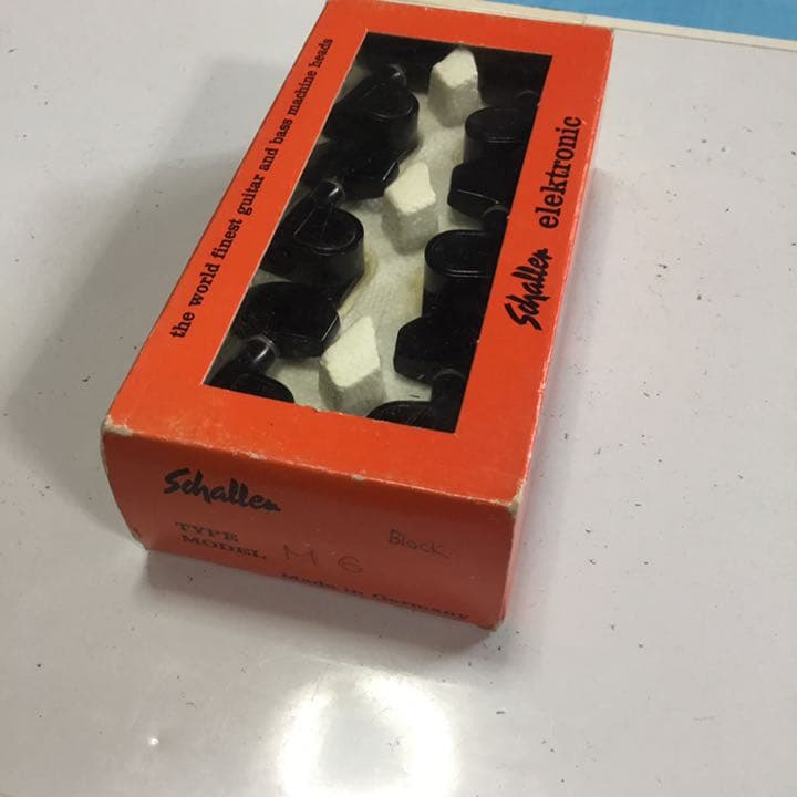 エレキギター用糸巻き(3:3)(Black)