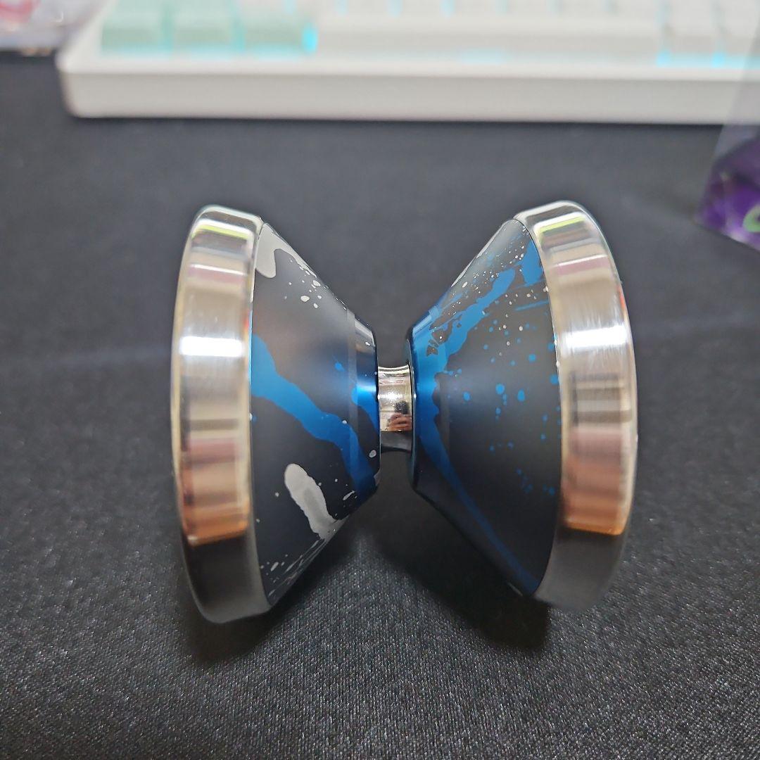 c3yoyodesign　ヴァニタス スペクター