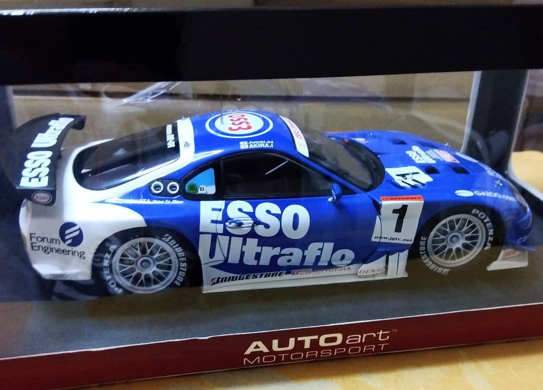 オートアート エッソウルトラフロースープラ 2003 スーパーGT 脇阪寿一