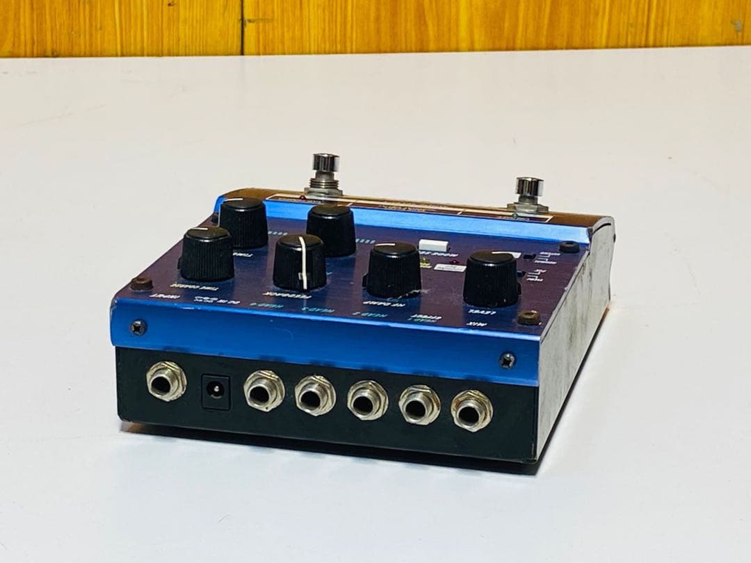 AKAI HEAD RUSH ギターエフェクター E2 動作確認済み