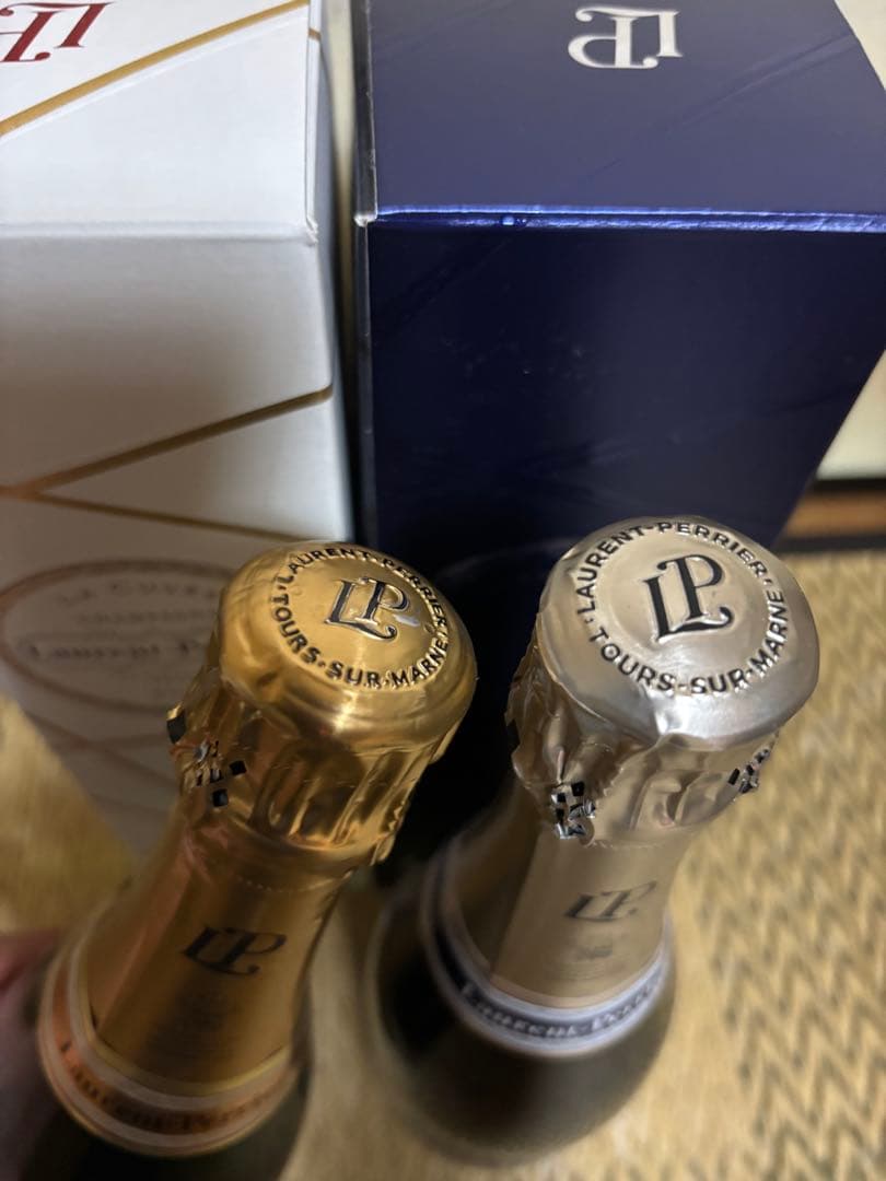 ローランペリエ　ラ キュベ ウルトラブリュット シャンパン 化粧箱つき