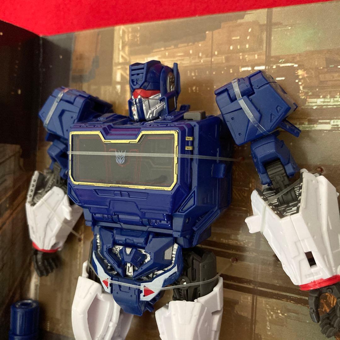 SS-81 サウンドウェーブ トランスフォーマー　スタジオシリーズ　タカラトミー