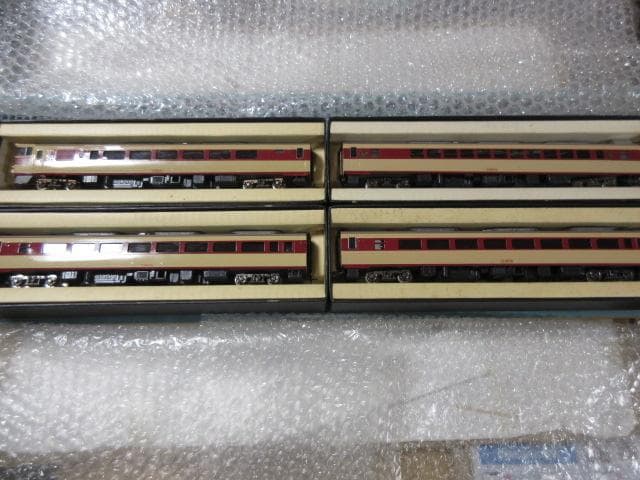 国鉄 キハ80系気動車 ４両セット HOゲージ　(金属製 / カツミ製）