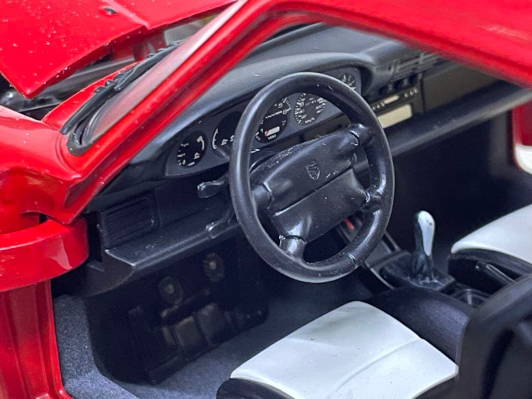 UTモデル　ポルシェ911GT