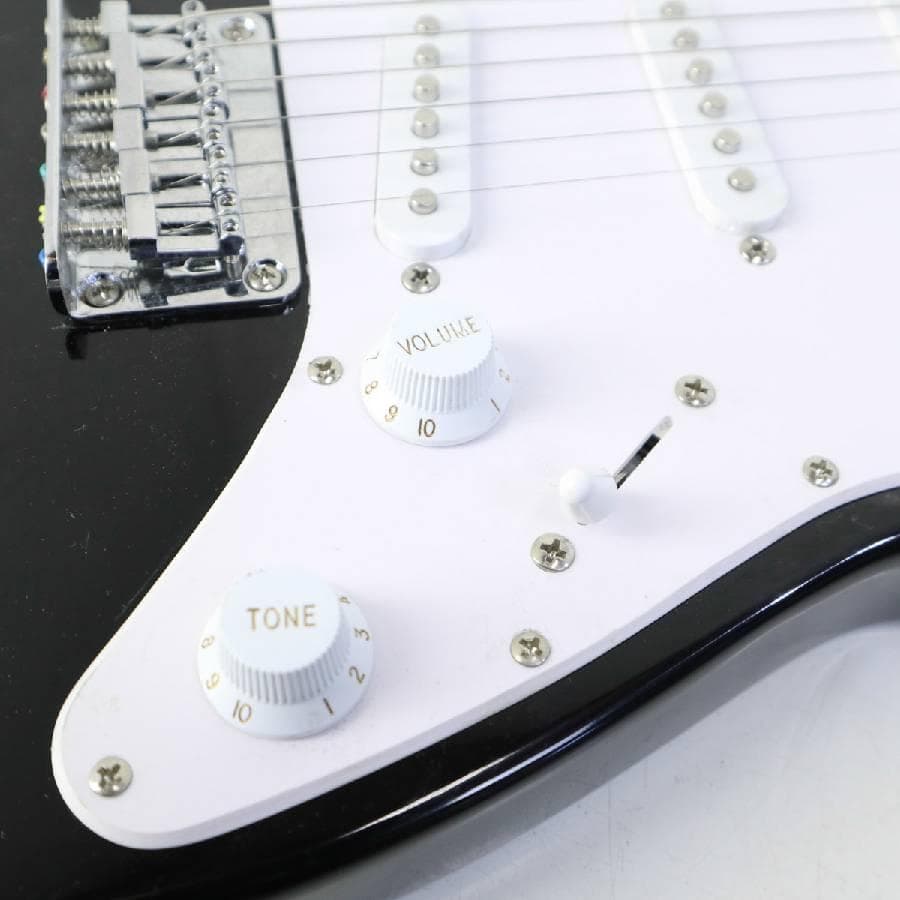 SQUIRE BY FENDER ミニ ストラトキャスター 小型 子供 練習用