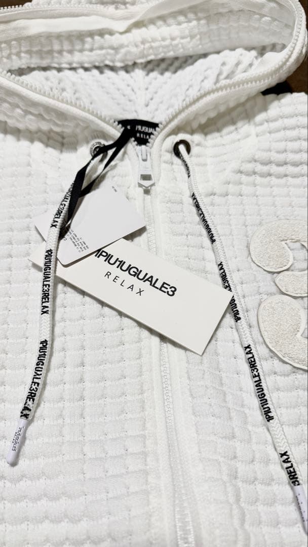 1PIU1UGUALE3 RELAX 3ロゴワッフルジップパーカー／ウノピゥウ